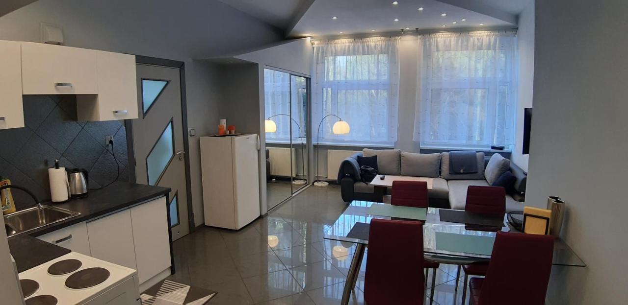 Pogodny Apartament Kudowa-Zdrój Esterno foto